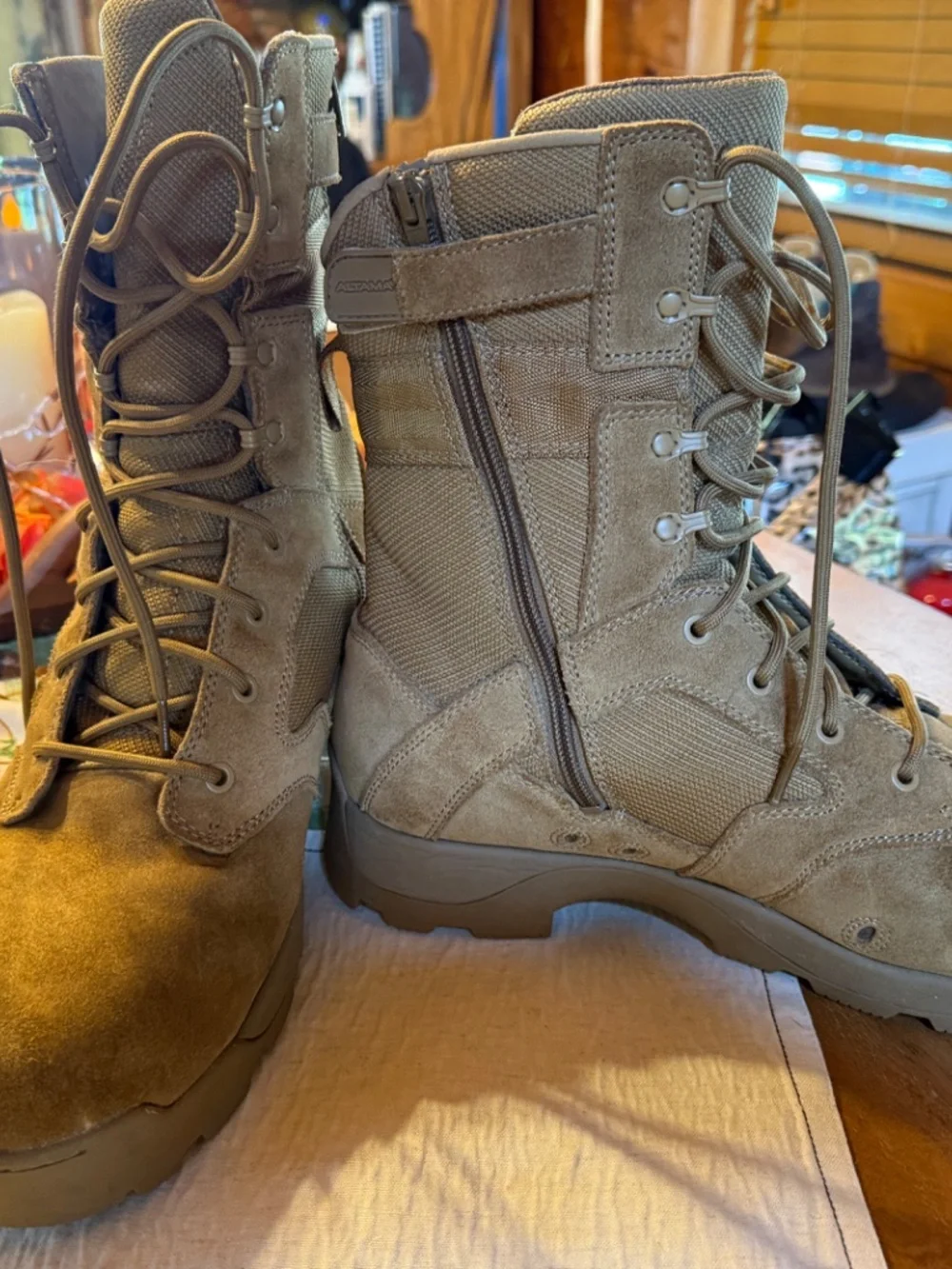 Altama Jungle Assault Boots, side zip, coyote brown, size 12W, safety toe
